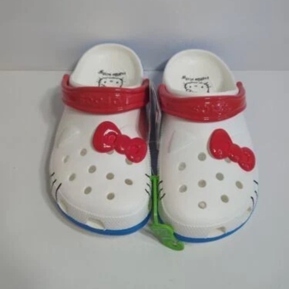 Hello Kitty CROCS!! - Picture 2 of 14